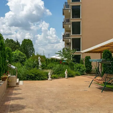 1bdr With Kitchen In Vip Zone Ch *